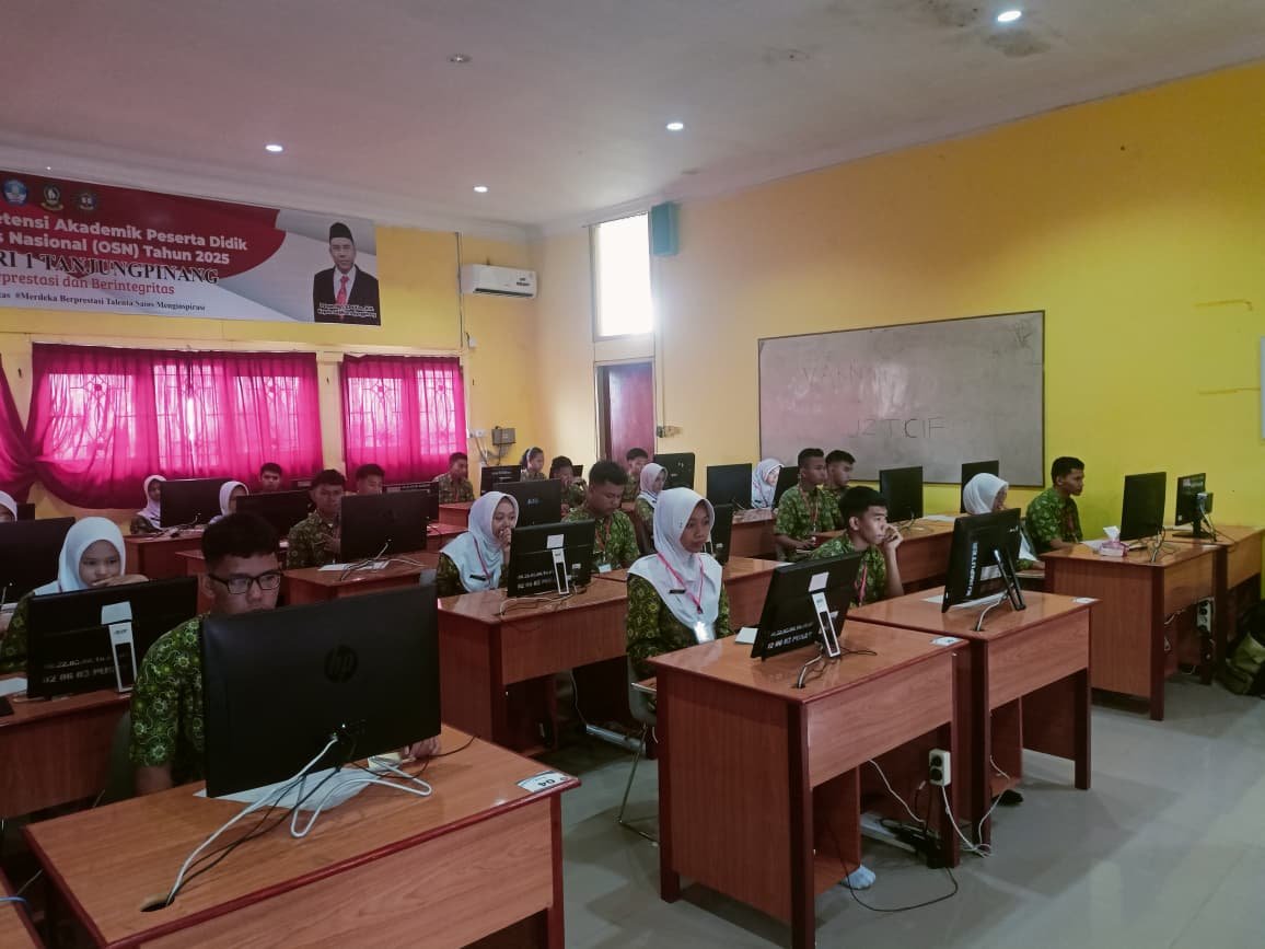 SMA Negeri 1 Tanjungpinang Sukses Menjalankan TKA Tahun 2025